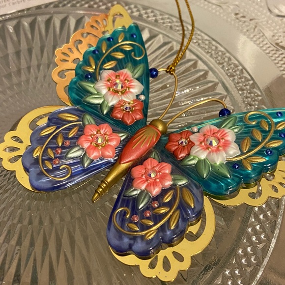 Brilliant Butterflies Hallmark KOC Exclusive